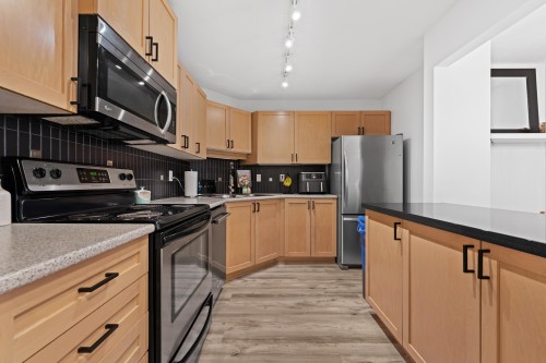 106-32725 George Ferguson Way, Abbotsford, BC 