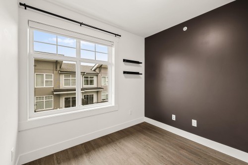 17-22334 48 Avenue, Langley, BC 