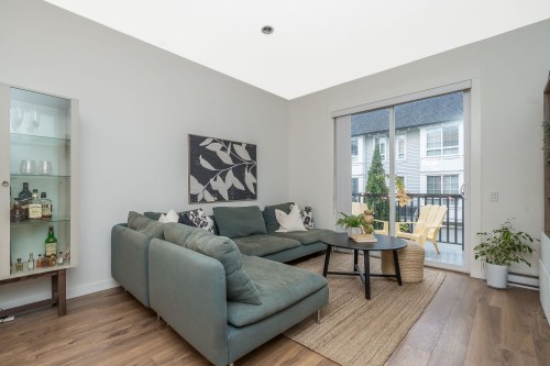 60-8476 207a Street  Langley, BC V2Y 0S6