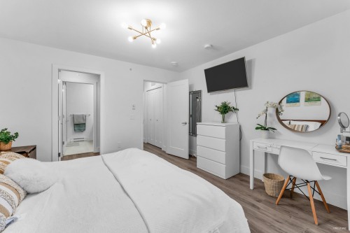 134-9718 161A Street, Surrey, BC 