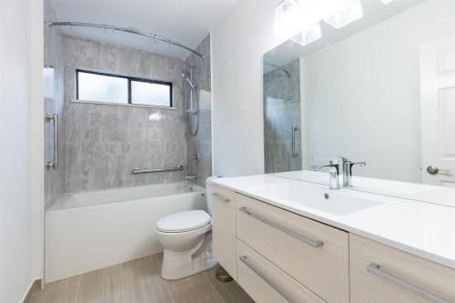 2250 Sentinel Drive, Abbotsford, BC 