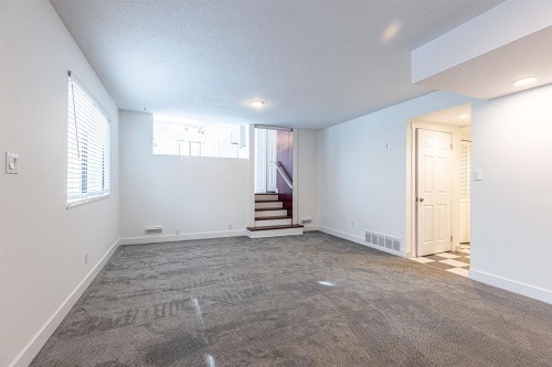 2250 Sentinel Drive, Abbotsford, BC 