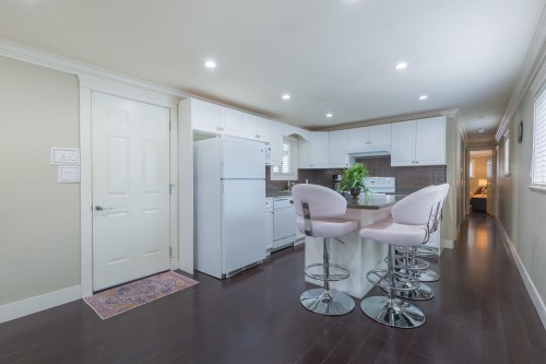 16-8266 King George Boulevard, Surrey, BC 