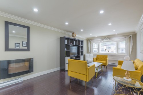 16-8266 King George Boulevard, Surrey, BC 