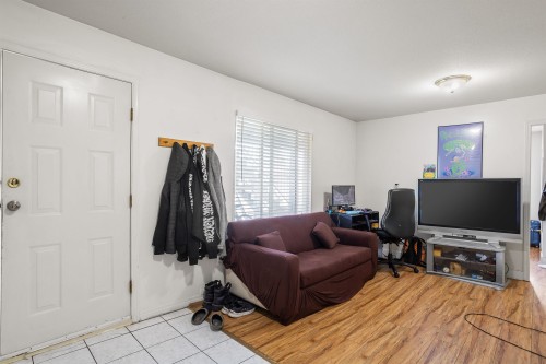 12185 98A Avenue, Surrey, BC 