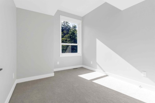 7686 196 Street, Langley, BC 