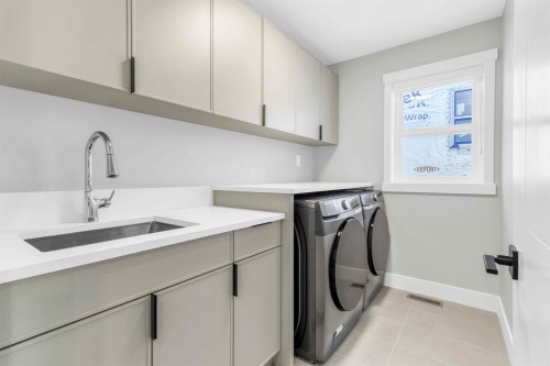 7686 196 Street, Langley, BC 