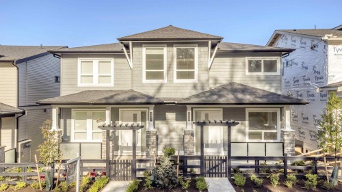 7686 196 Street, Langley, BC 