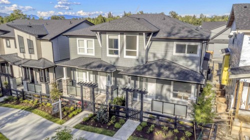 7686 196 Street, Langley, BC 