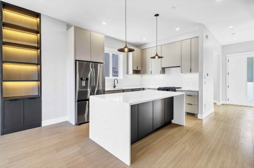 7686 196 Street, Langley, BC 