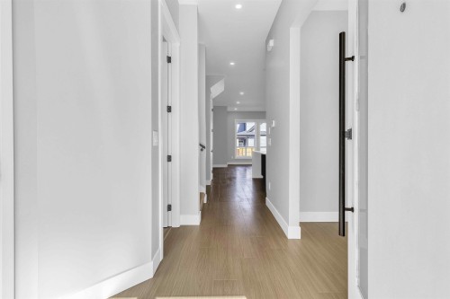 7686 196 Street, Langley, BC 