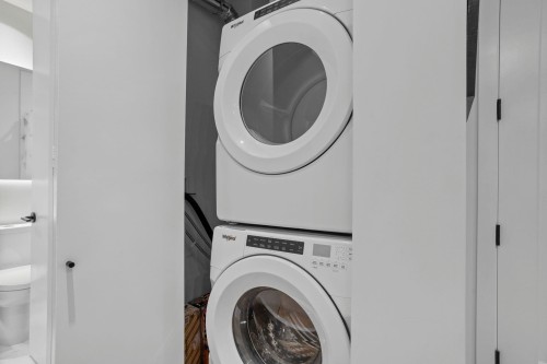 409-13929 105 Blvd, Surrey, BC 