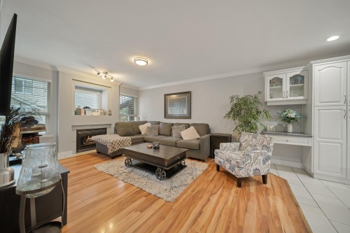 18419 68 Avenue, Surrey, BC 