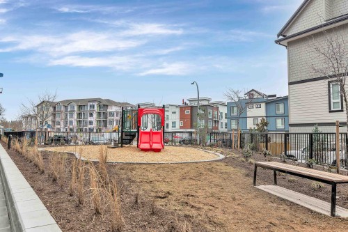 302-5486 199A Street, Langley, BC 