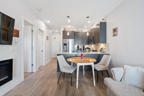 407-20175 53 Avenue, Langley, BC 