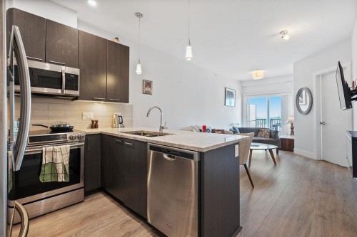 407-20175 53 Avenue, Langley, BC 