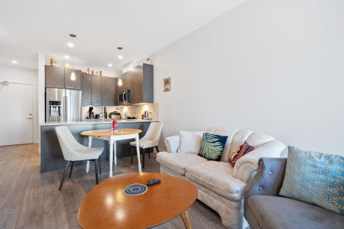 407-20175 53 Avenue, Langley, BC 