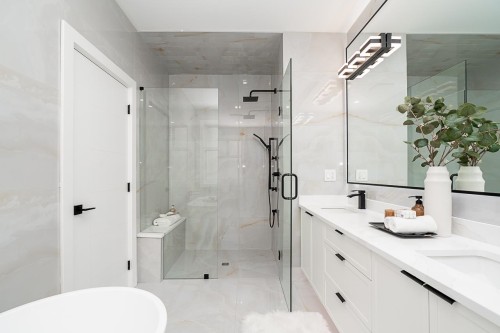 7128 204 Street, Langley, BC 