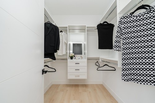 7128 204 Street, Langley, BC 