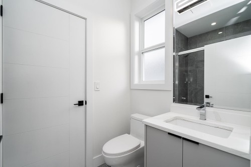 7128 204 Street, Langley, BC 