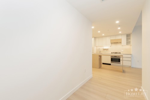 711-13573 98A Avenue, Surrey, BC 