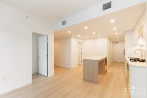 711-13573 98A Avenue, Surrey, BC 