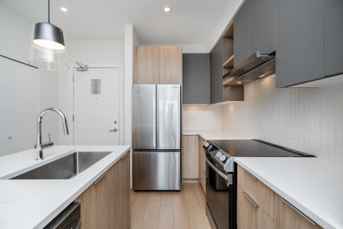 406-20695 Eastleigh Crescent, Langley, BC 