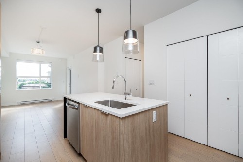 406-20695 Eastleigh Crescent, Langley, BC 