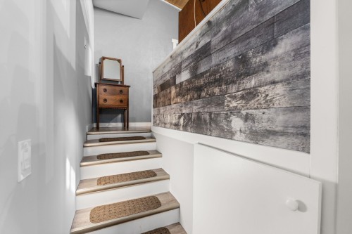 33690 Beechwood Drive, Abbotsford, BC 