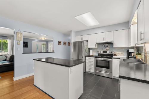 33690 Beechwood Drive, Abbotsford, BC 