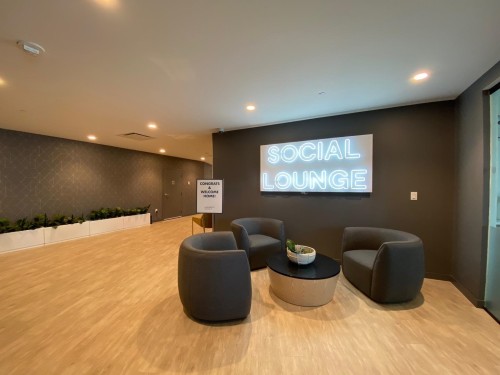 403-10448 University Drive, Surrey, BC 