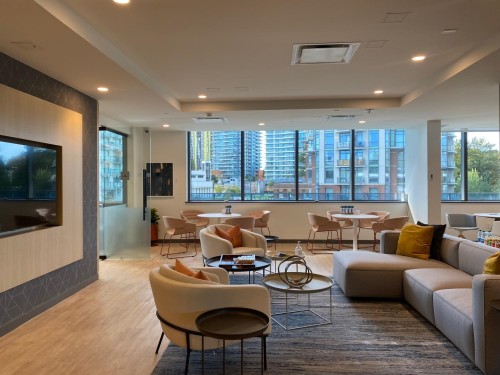 403-10448 University Drive, Surrey, BC 