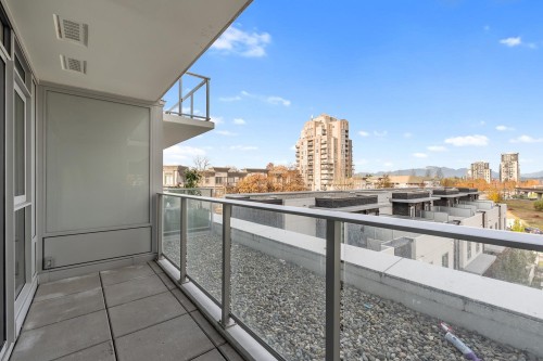 403-10448 University Drive, Surrey, BC 