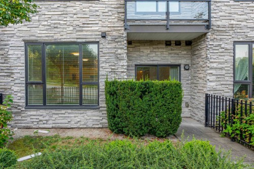 103-9983 Barnston Drive E, Surrey, BC 