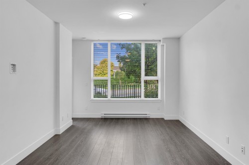 103-9983 Barnston Drive E, Surrey, BC 