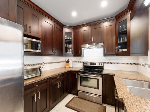 15-7867 120 Street, Delta, BC 