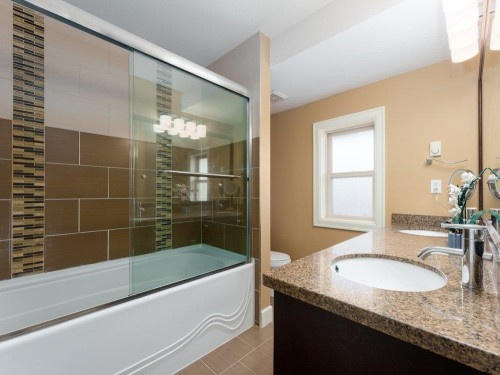 15-7867 120 Street, Delta, BC 