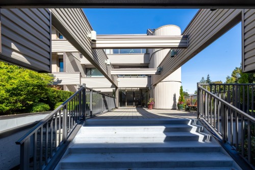 217-15275 19 Avenue, Surrey, BC 