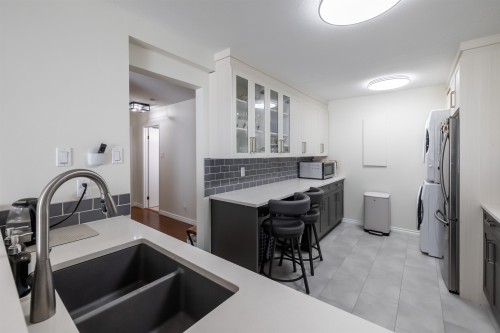 217-15275 19 Avenue, Surrey, BC 