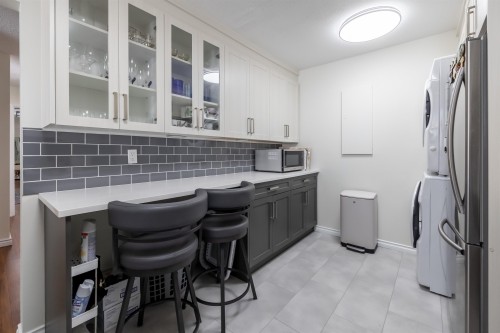 217-15275 19 Avenue, Surrey, BC 