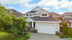 6353 166 Street  Surrey, BC V3S 0W2