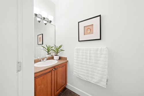 6353 166 Street, Surrey, BC 