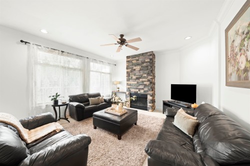 6353 166 Street, Surrey, BC 