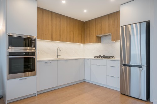 2505-13359 Old Yale Road, Surrey, BC 