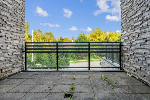 204-9983 Barnston Drive E, Surrey, BC 