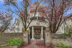 303-5465 201 Street  Langley, BC V3A 1P8