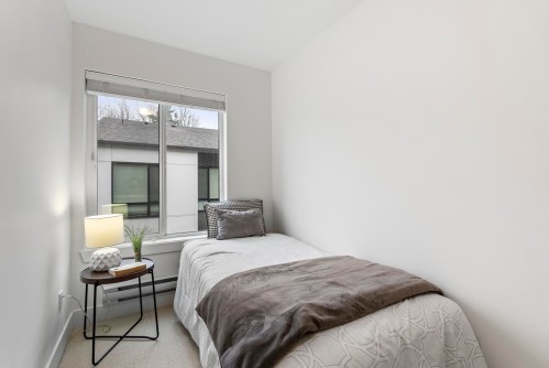 79-16433 19 Avenue, Surrey, BC 