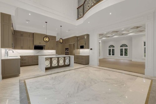 2458 140 Street, Surrey, BC 