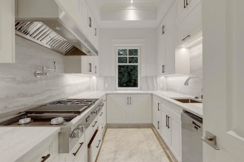 2458 140 Street, Surrey, BC 