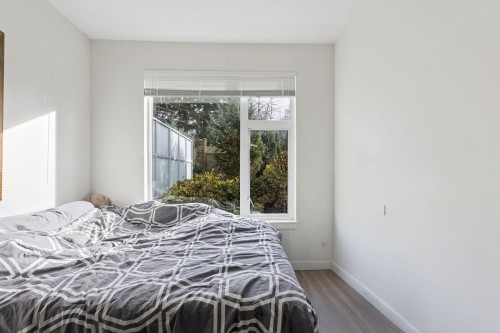 124-10838 Whalley Boulevard, Surrey, BC 